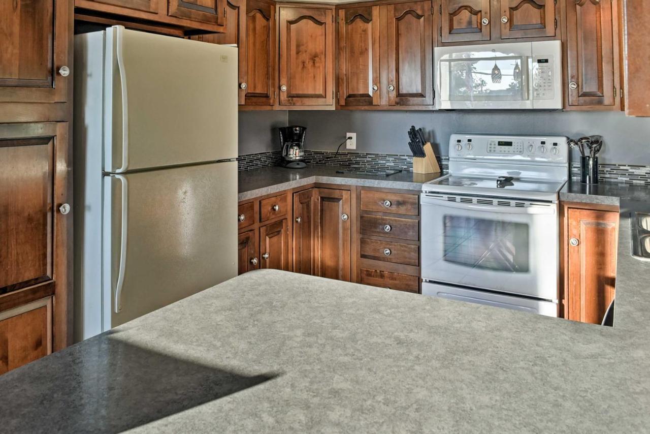 East Tawas Apartment Near Lake Huron And Downtown! Exteriör bild